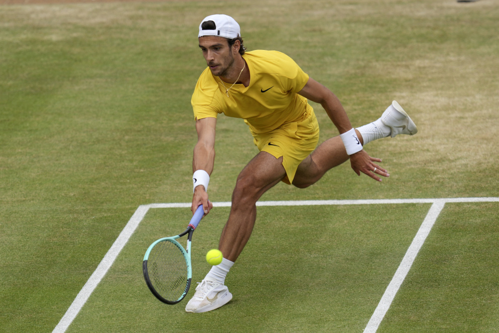 尼克斯锋线 尼克斯锋线