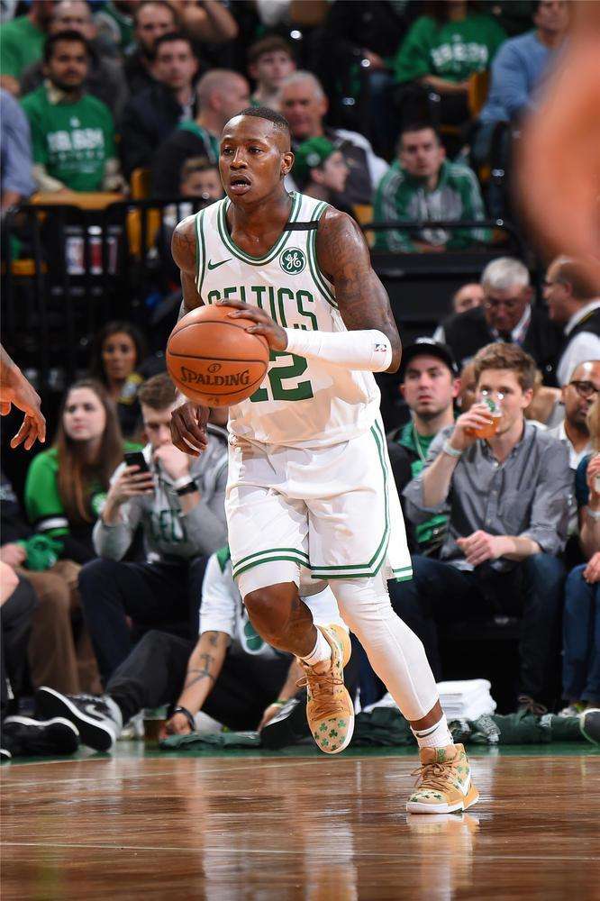 在社群持续 在社群持续