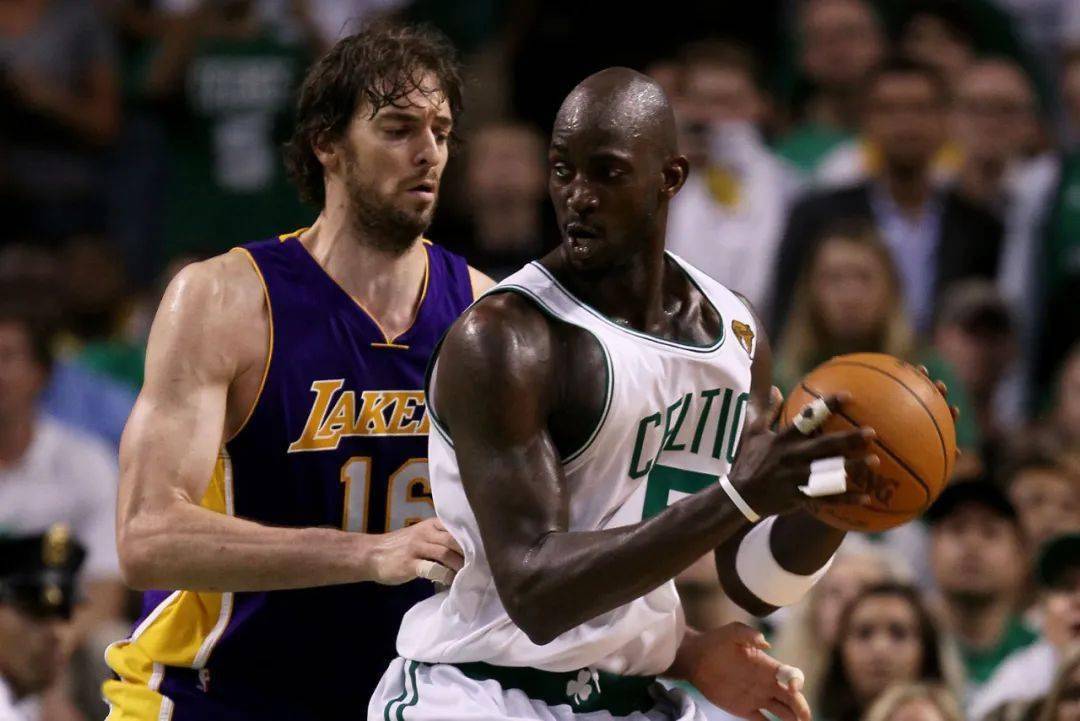 越权发布一 越权发布一